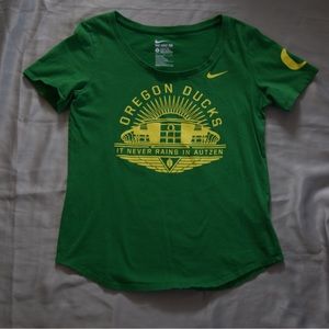Nike Oregon Ducks Womens T-Shirt Size Large NCAA